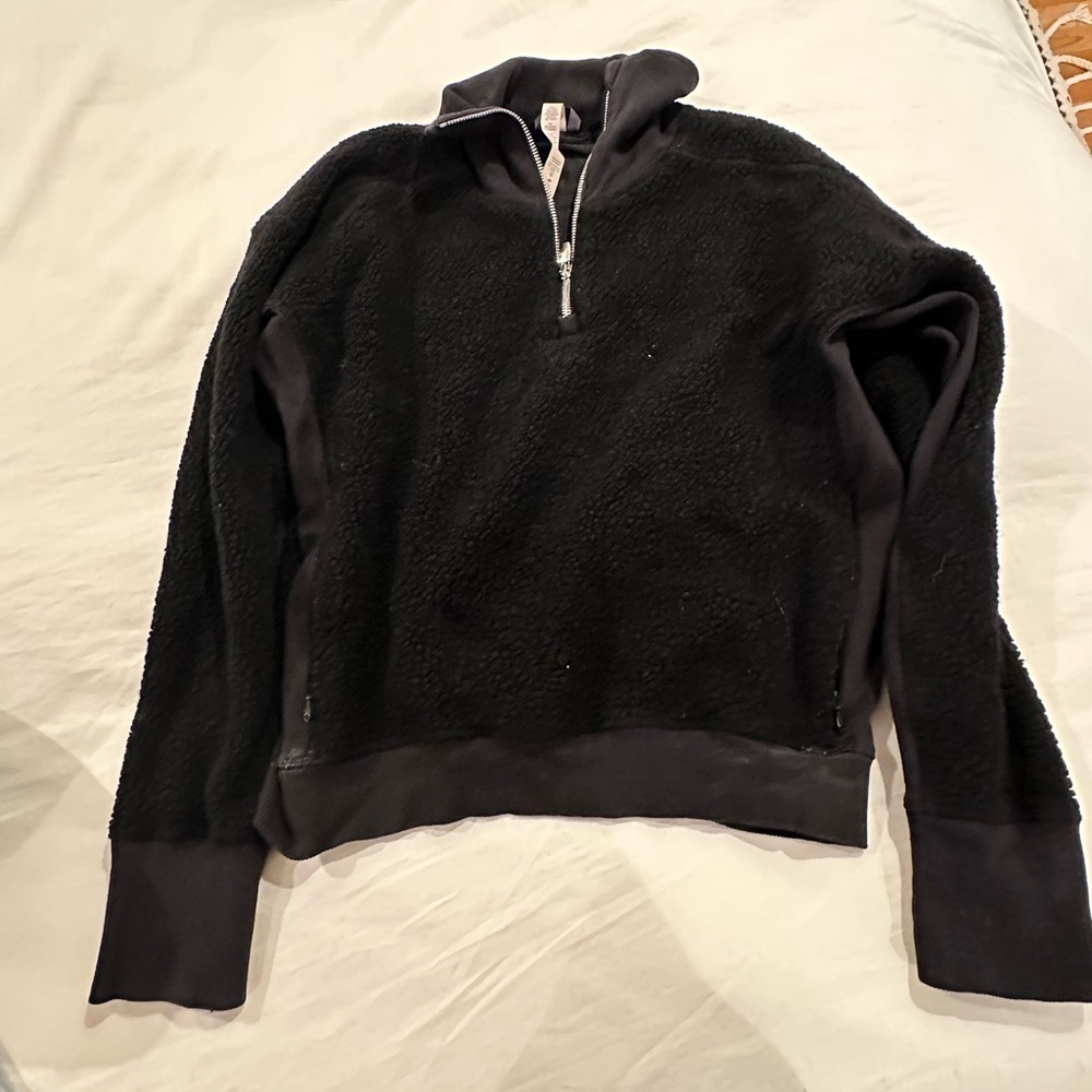 Lulu half zip